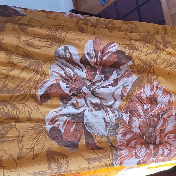 Mlle Gabrielle Maxi Flower Print Dress - Picture 4 of 7